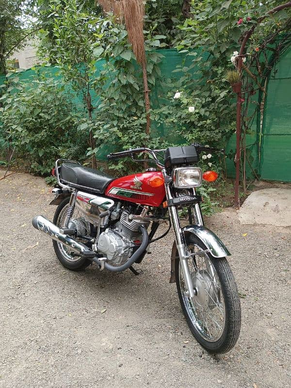 Honda cg 125 self start model 2023 condition 10/10 4