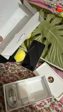 Iphone SE 2016 Pta approved 32GB with box