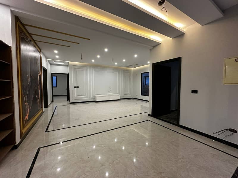 Ultra Modern 400 Sq Yard Brand New House Gulshan E Iqbal 13D1 Karachi Sindh 19