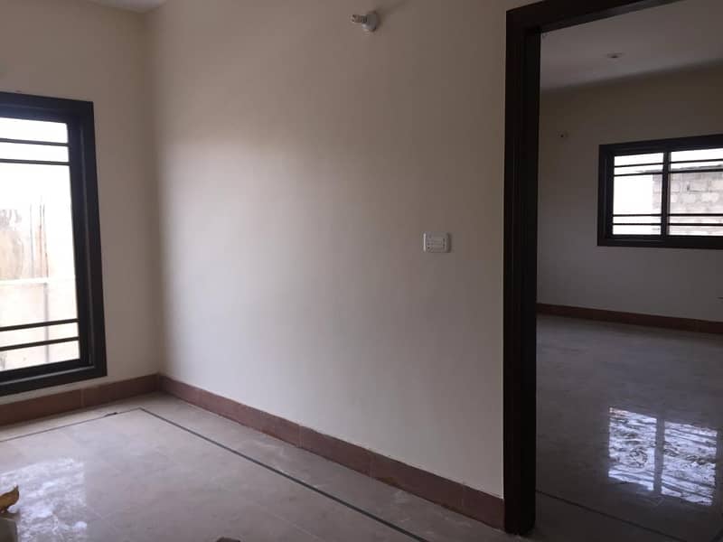 400 Sq Yard Double Storey For Sale in Gulshan E Iqbal Block 13-D2 6