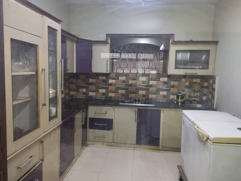 Very Well Maintained 400 Sq Yard Single Storey House Gulshan E Iqbal Karachi Sindh 11