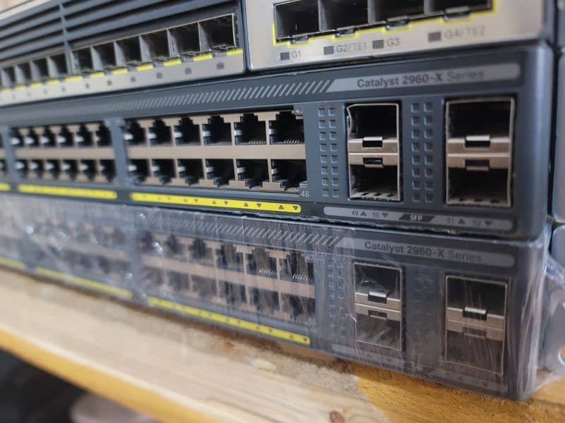 Cisco 2960X-48TS-L 6