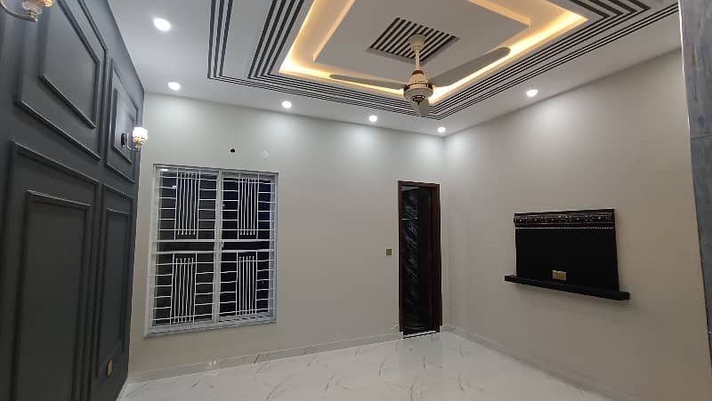 10 Marla Brand New Double Storey House Available For Sale Panjab Govt Phase 2 College Road Lahore 16