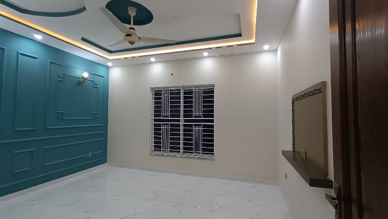 10 Marla Brand New Double Storey House Available For Sale Panjab Govt Phase 2 College Road Lahore 20