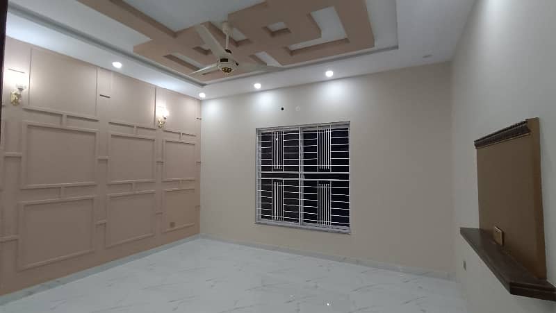 10 Marla Brand New Double Storey House Available For Sale Panjab Govt Phase 2 College Road Lahore 34