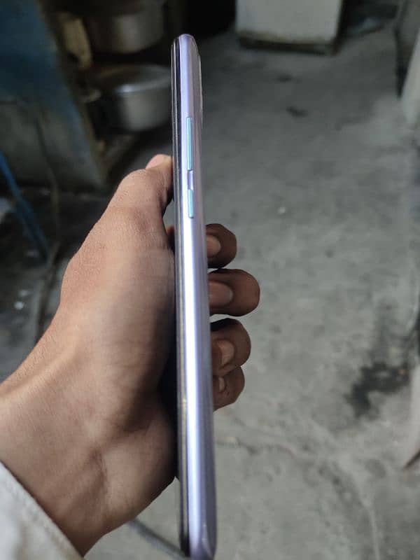 Infinix Hot 11 play 4/64 Lush Condition 4