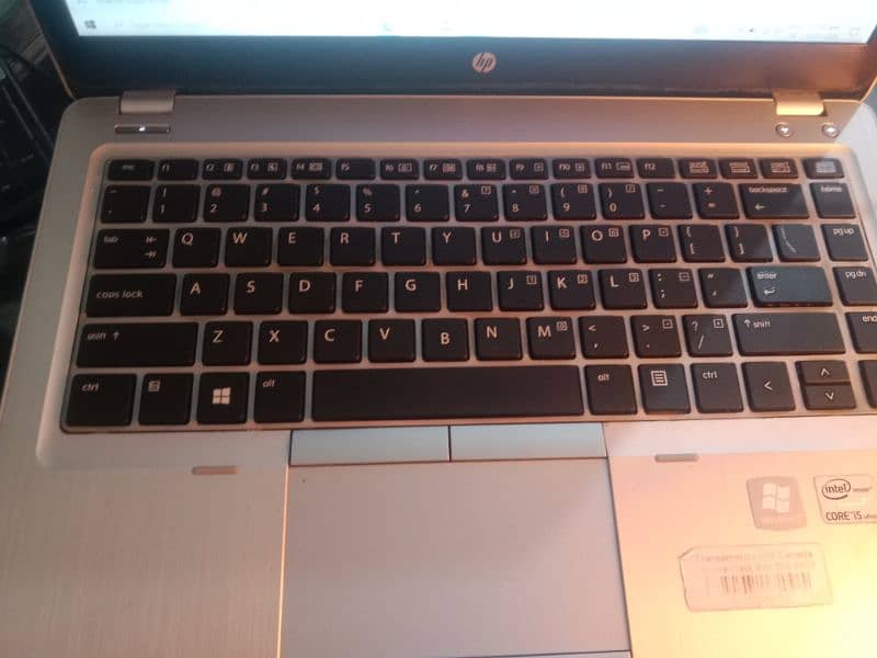 HP laptop 8