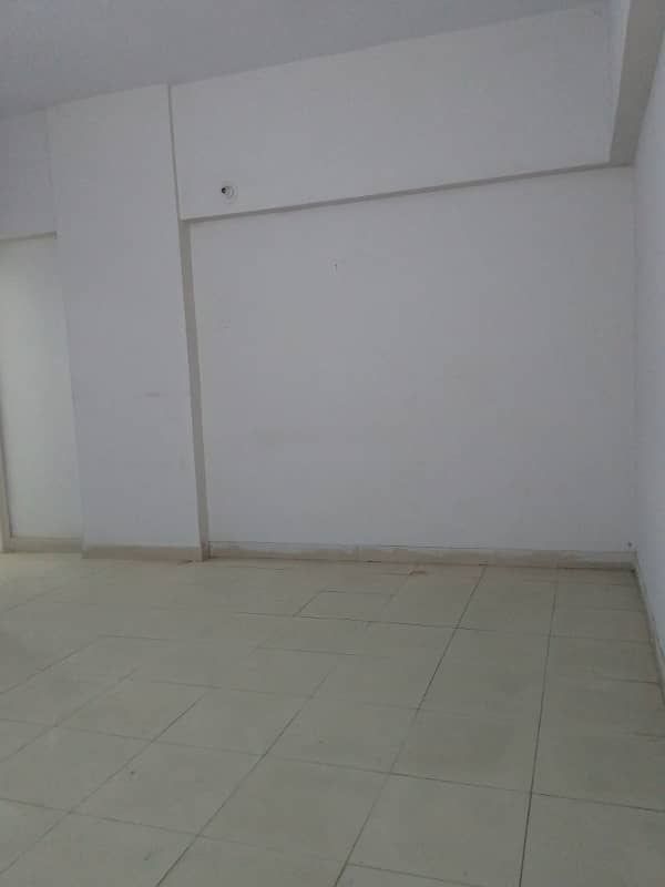 FLAT FOR SALE 2BED LOUNGE 17