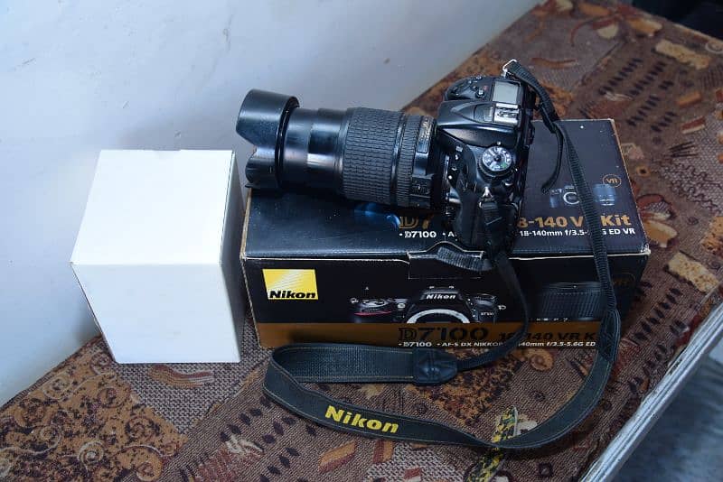 Nikon D(7100) lens(18.140) 7