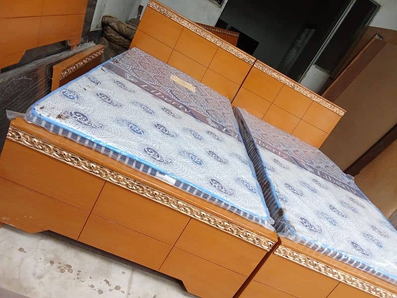 single bed/ mattress / king bed 2