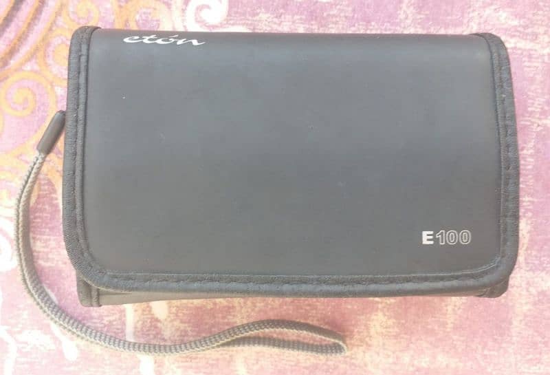 ETÓN E100 Digital Radio 3