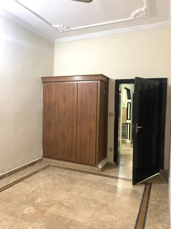 Ground floor for rent in shallavelly near range road 2