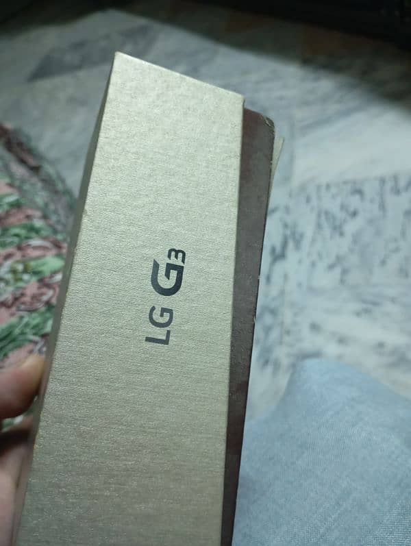 LG G3 IN GOOD CONDITION WITH BOX 8