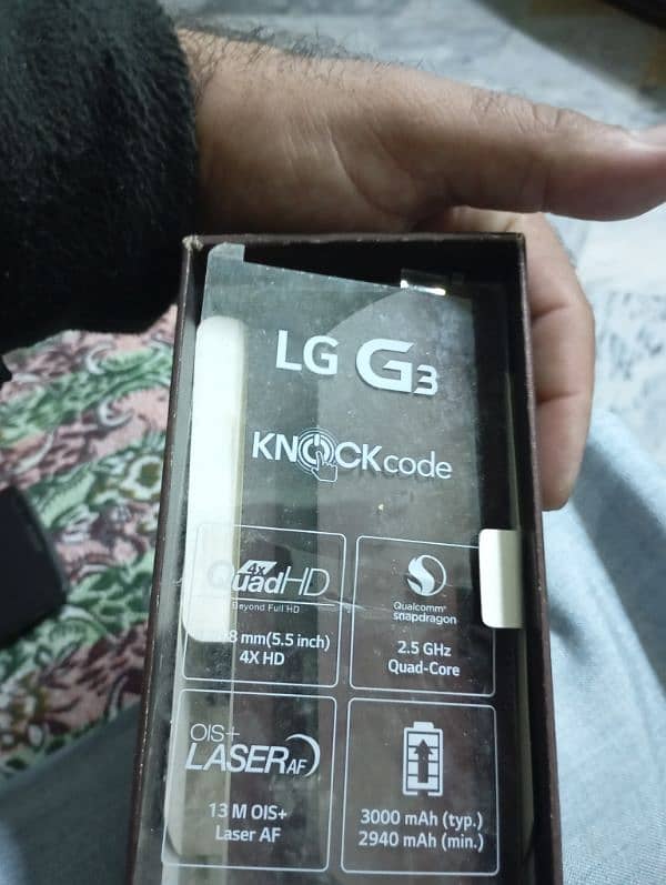 LG G3 IN GOOD CONDITION WITH BOX 10