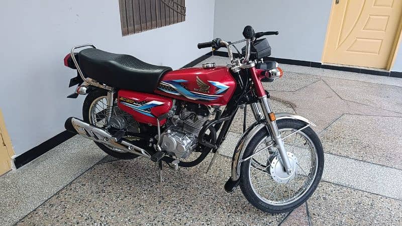 125 Honda 2024 model 4