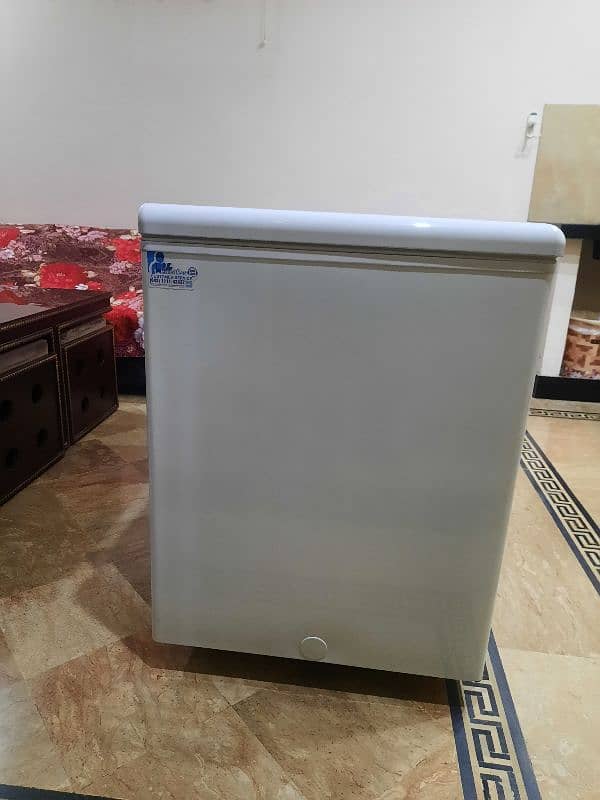 Haier HDF-385 INV 385 Ltr Double Door Inverter Deep Freezer 2