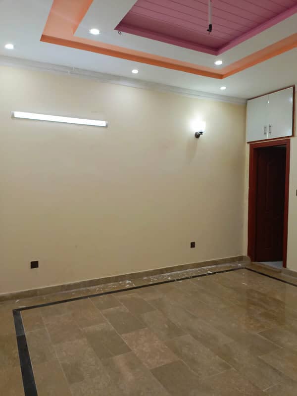 1 kanal upper portion for rent in valencia town lahore 3