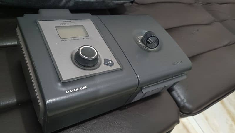 CPAP Machine (Automatic) 2