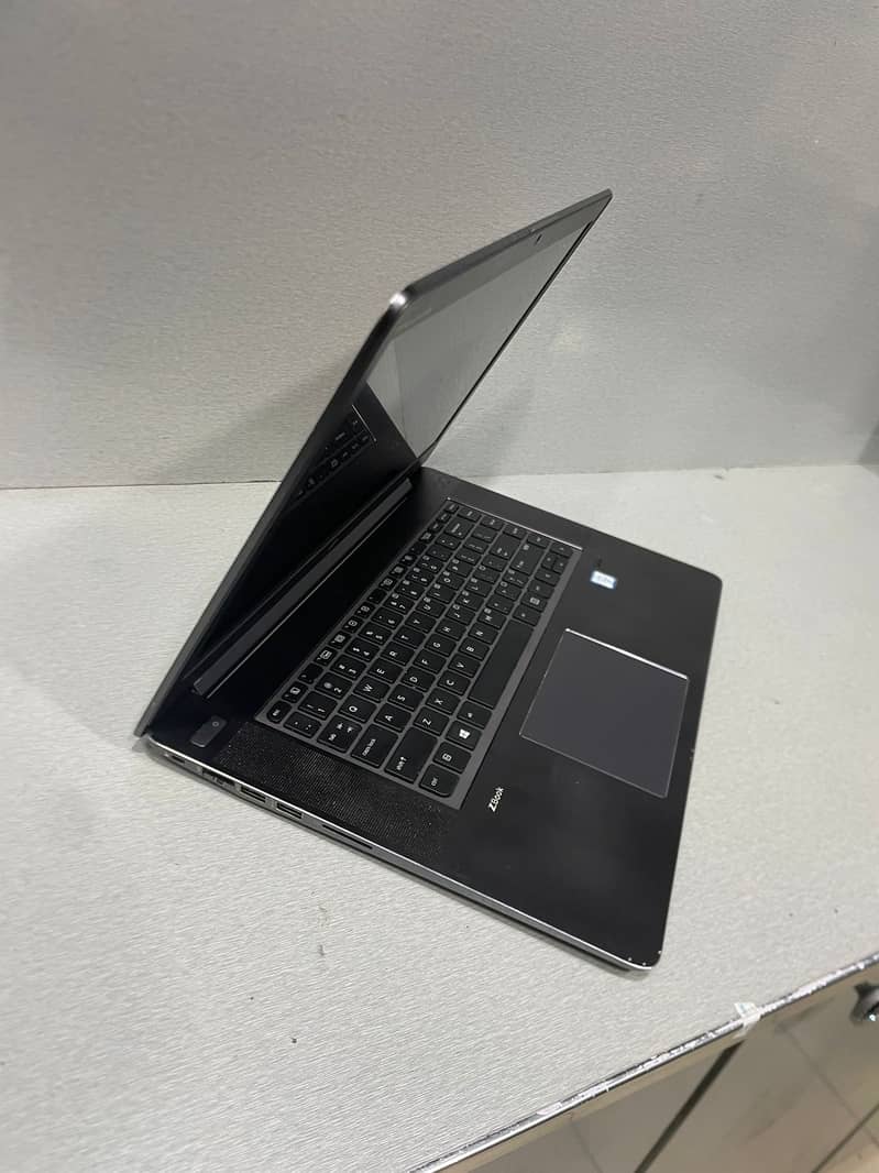 HP ZBook Studio G3 – Core i7 6th Gen | 16GB RAM | 512GB SSD 2