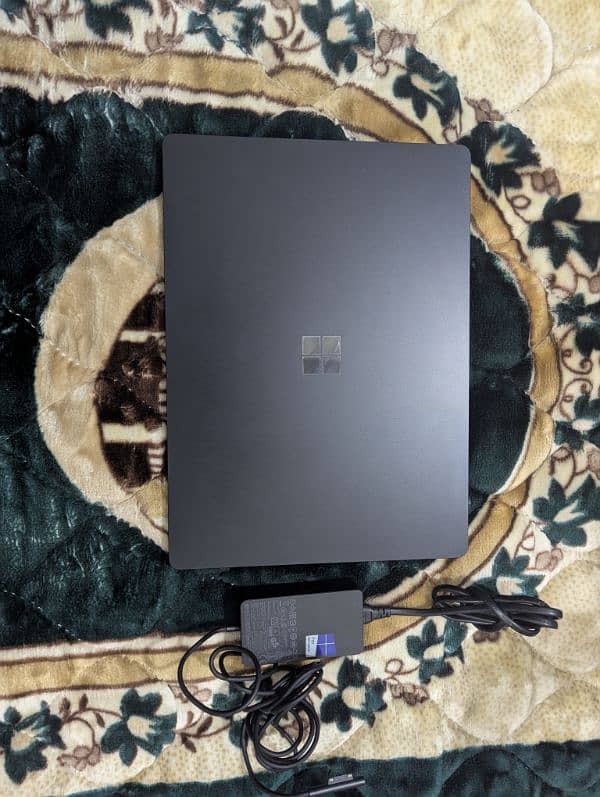 Microsoft Surface Laptop 4 || i7-11th Gen || 16/512 || 10/10 ||  2k 5