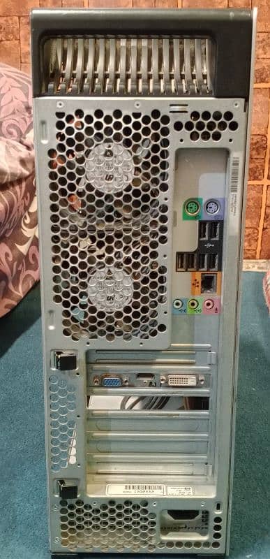 HP Xeon Series Z600 Workstation Dual Processor 3