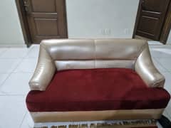 5 seater sofa set with puffy