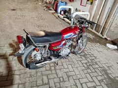 Honda 125 Red Karachi