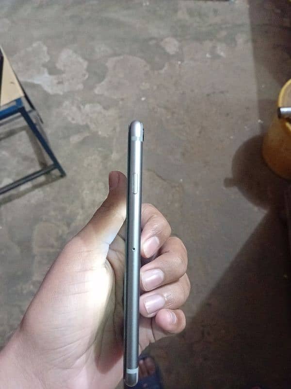 Iphone 6 Non PTA 3