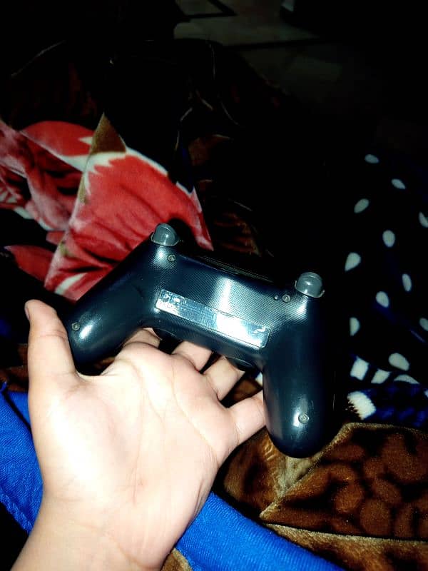 PS4 controller 2