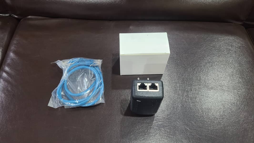 Poe Injector 24V 1A 10/100/1000 Mbps Poe Adapter (New) 11