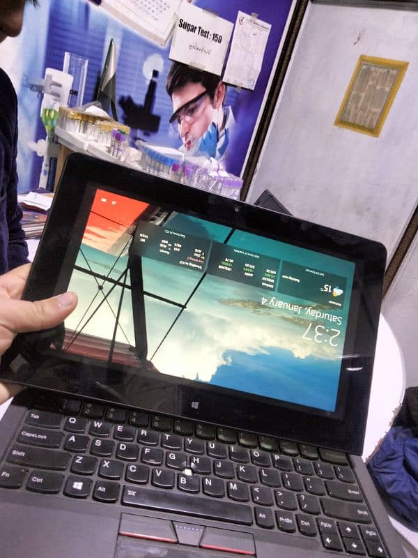 Lenovo 2 in 1 Smooth Touch screen Use like a Laptop and like a tablet 10