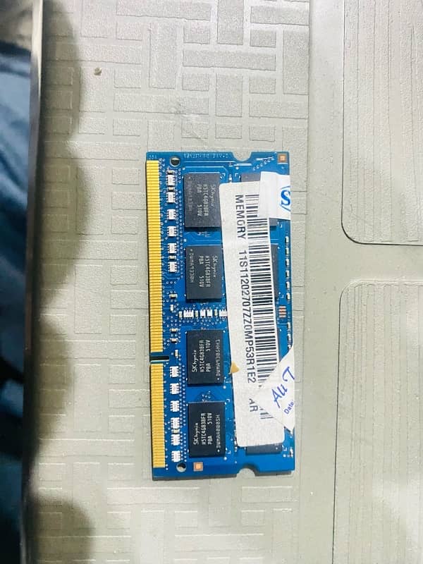 8 GB RAM (DDR 3) 2