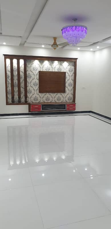 14 Marla House G 13 Islamabad Available 6 Bedroom Attach Washroom Reasonable Demand 8