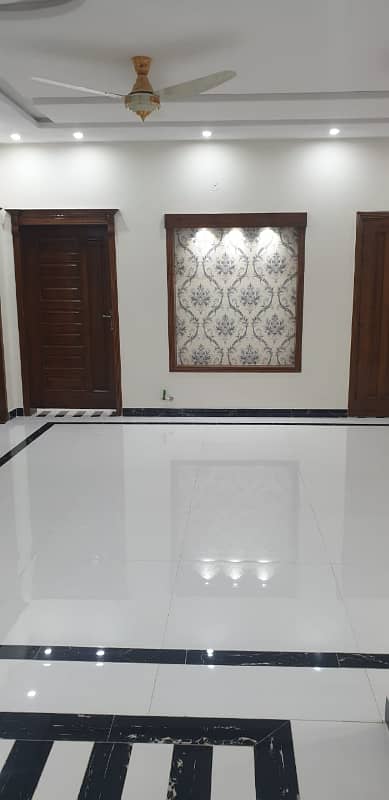 14 Marla House G 13 Islamabad Available 6 Bedroom Attach Washroom Reasonable Demand 17