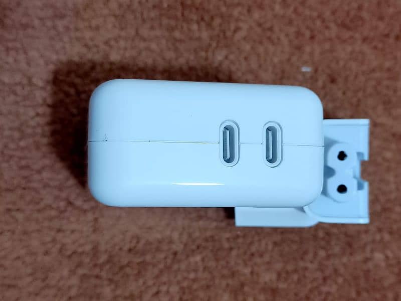 Iphone original charger 5