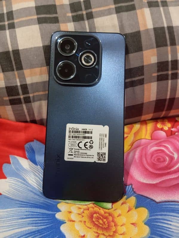 Infinix HOT 40i 0