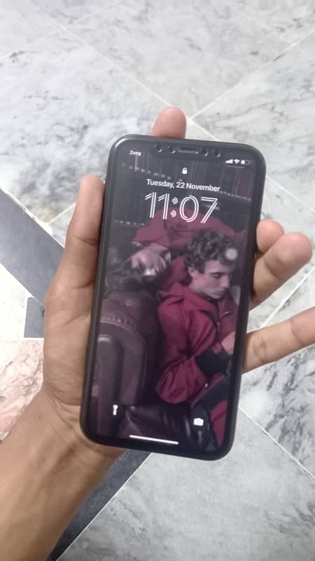 iphone xr 128 gb pta approved 3