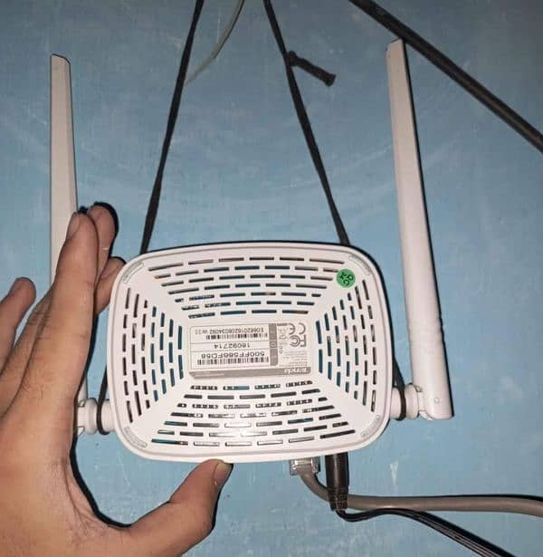 Tenda Router 1