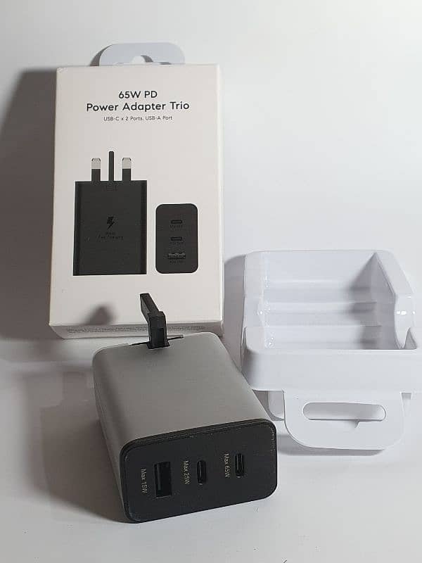 Samsung 65w Triple-Port Fast Charger 0