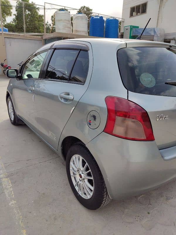 Toyota Vitz 2007 1300cc original 6