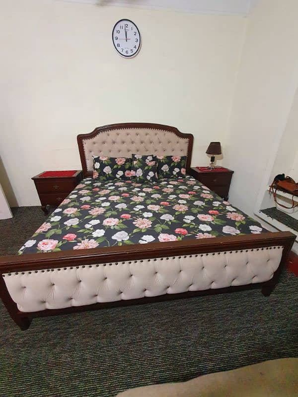 King Size Pure Wooden Double Bed Set 0