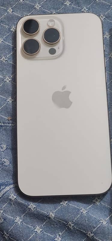 iphone 16 Pro Max 256 GB 3