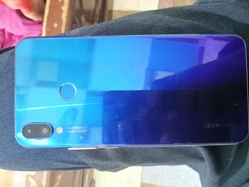 Huawei nova 3i 4gb ram 128gb storage 1