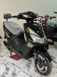 Y-J Future Azadi Pro 1000 Watts Scooty At Whole Sale