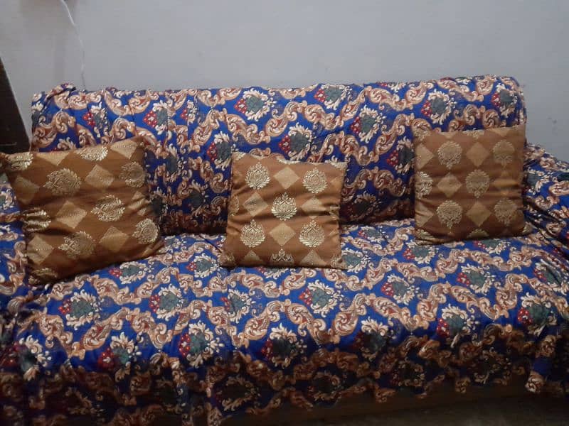 7 seater sofa set good condition 0