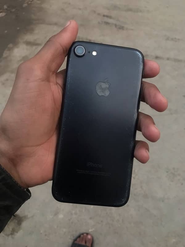 i phone 7 pta 128 GB All ok phone exchange posible 2