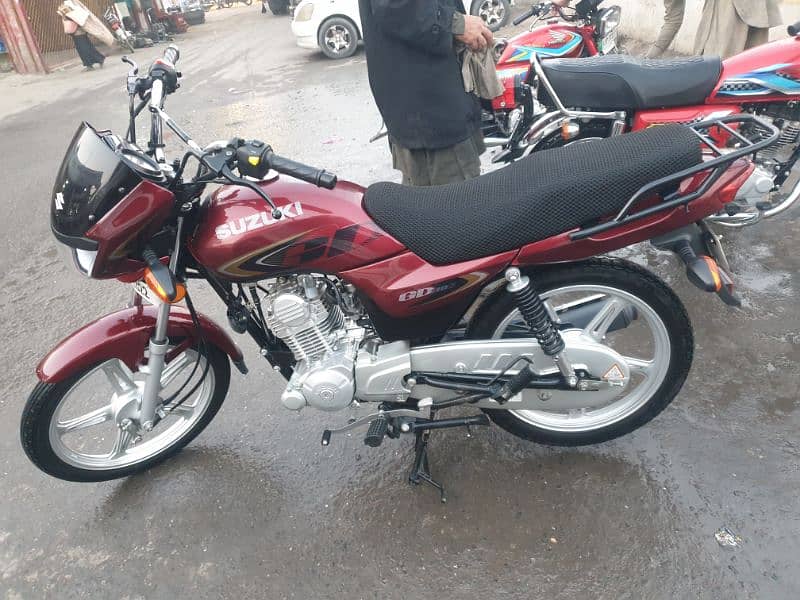 Suzuki GD 110S for sale, Red Color, 10/10 condition 6