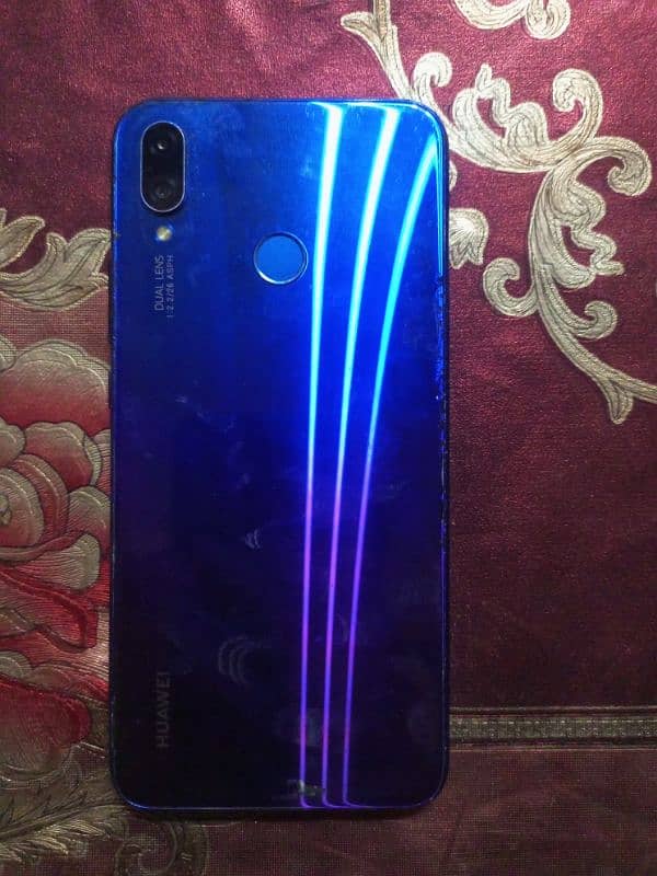 Huawei nova 3i 1