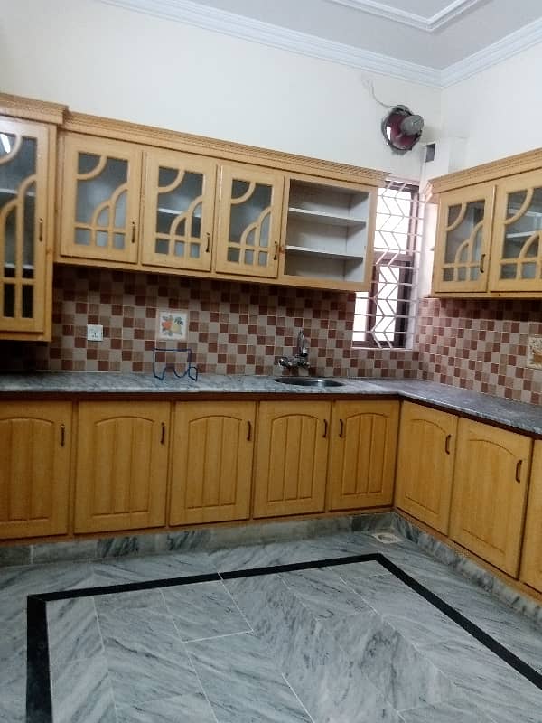 30*70 Beautiful Upper Portion In Pwd Block-C Near Gourmet Bakers 7