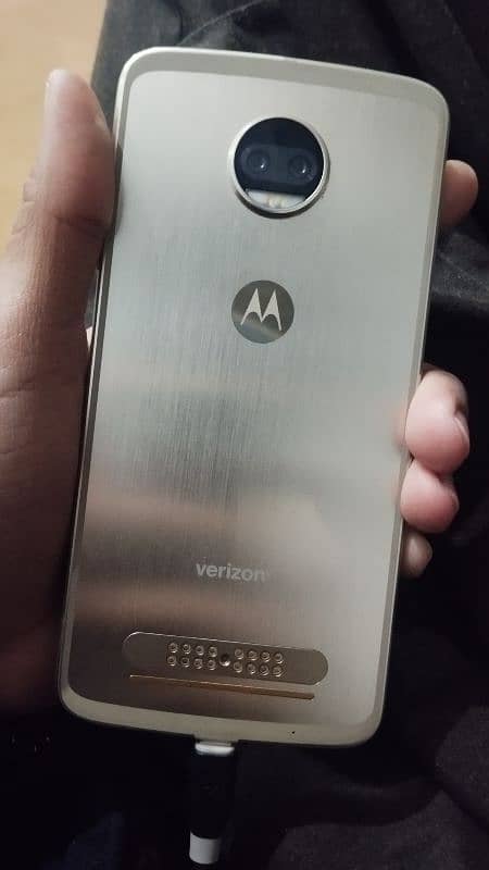 Moto Z2 (4/64) non pta 4